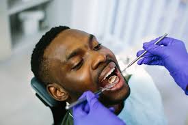 Top 5 Signs You Need to Visit a Dentist Immediately
